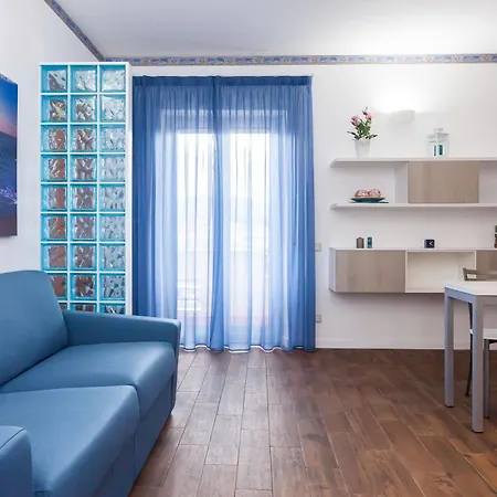 Almes Apartment Rome