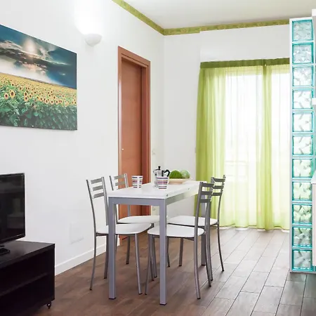 Almes Apartment Rome
